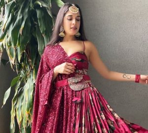 Summer Wedding Guest Dresses 2022: A Complete Guide!