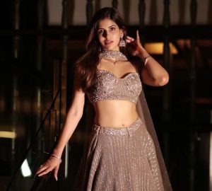 Designer Yet Traditional Eid Clothing Ideas For Men And Women