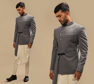 Stylish Ethnic Kurtas For Men That Go Best With Indian Dhotis