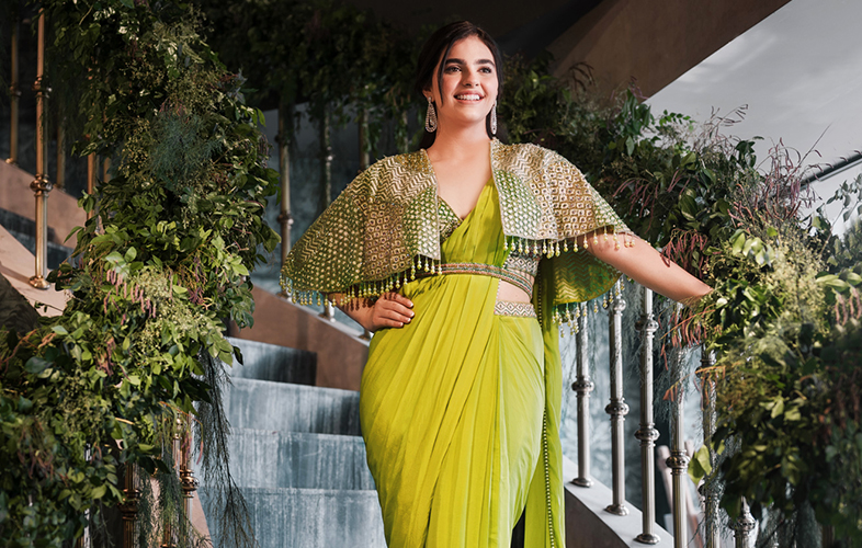 You'll Love It : Designer Sarees For That Pataka Look