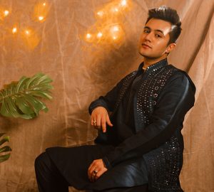 5 Best Kurtas To Gift Him This Diwali (that he’ll actually like)