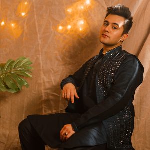 5 Best Kurtas To Gift Him This Diwali (that he’ll actually like)