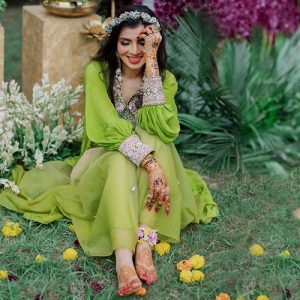 How to Wear Non-Red Colours on Your Wedding with Perfection?