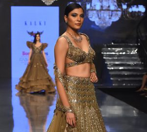 Sensual and Chic: 5 Lehenga Choli Ideas for Your Wedding