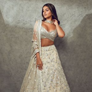 Old World Regalia & Modern Vibes In Manish Malhotra Lehengas