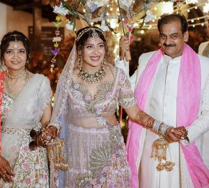 Last Minute Ethnic Outfit Ideas For The Family