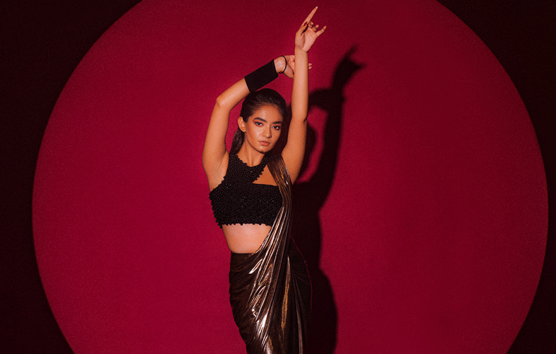 Top 5 Metallic Outfit Options to Add to Your Festive Wardrobe