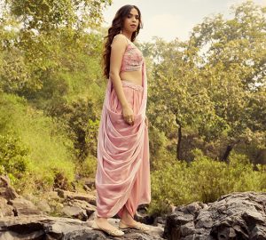 Obsessing With Pastels? Bridesmaids Will Love These Pink Outfits