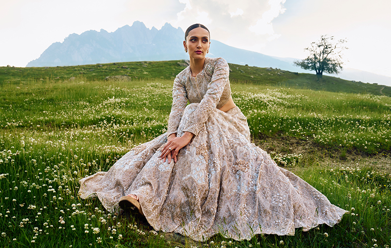 Beyond The Bridal Red: Exploring Diverse Wedding Color Palettes