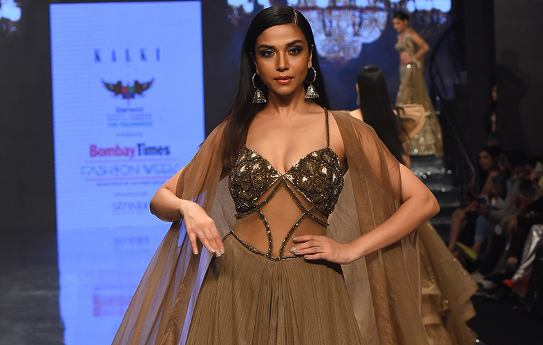 Captivating Cape Jackets Elevating Your Ethnic Look