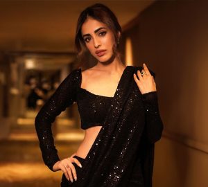 Must-Have Black Saree Trends For That Roop Ki Rani Look