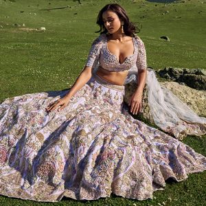Glamorous Wedding Destinations: Dressing The Bride For Every Occasion