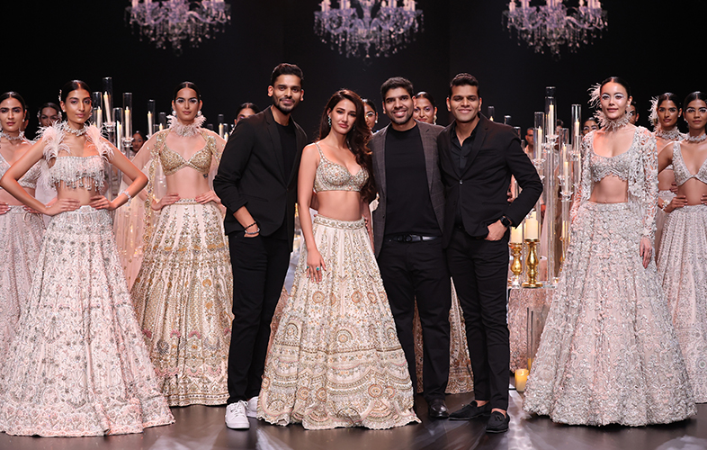 Disha Patani aces the bridal look in KALKI 'S ZAYRA collection At LFW