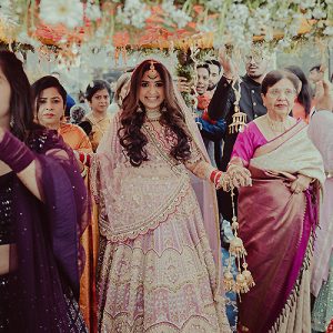 A Wedding Lehenga That Truly Made Sakshi's Day Magical!