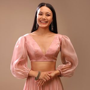 Blouse Neckline Ideas That Are Trendy