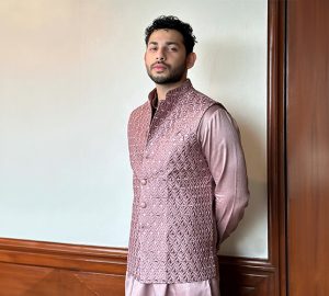 5 Must Have Mirror Work And Lucknowi Ethnic Wear Styles For Men
