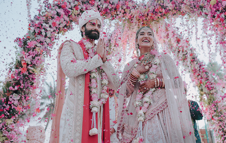 Rock Your Wedding In These ‘Made For Each Other’ Bride And Groom Outfits