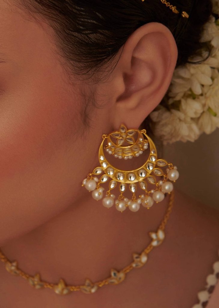 Gold Chaand Baalis With Mirror Polki And Pearls

