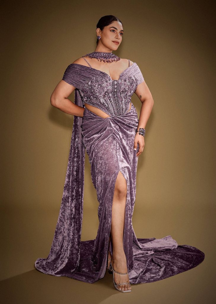 Mauve Off Shoulder Velvet Gown With Keyhole Detail And Embroidered Choker
