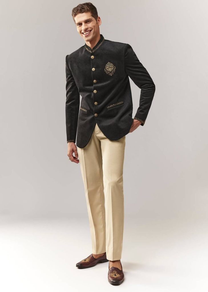Black Velvet Jodhpuri With Metal And Resham Detailing